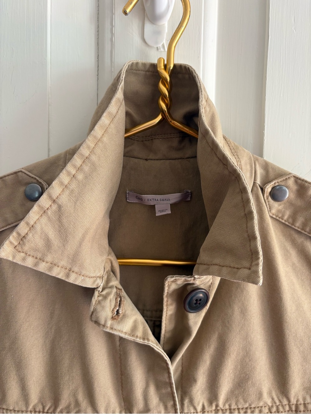 GAP Beige Jacket with Gold Accents Womens XS